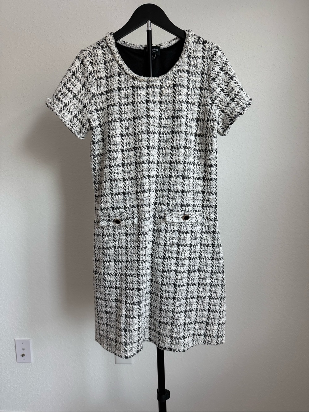 Isaac Mizrahi Black & White Tweed Short-Sleeve Mini Dress